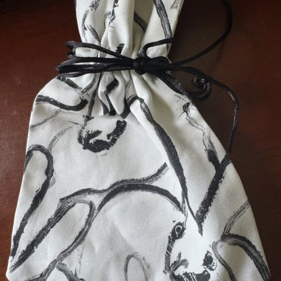 Artise Hunt Slonem "Bunny" Drawstring pouch - Picture 1 of 2